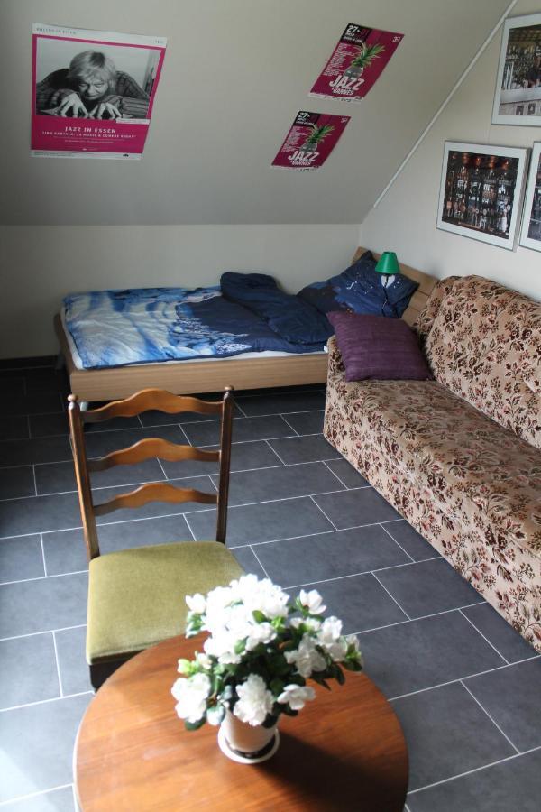 Gaestezimmer 10 Min Von Der Altstadt Entfernt Hattingen Exteriör bild
